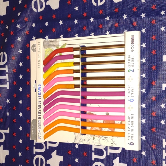 New Assortment of Reusable Straws - Picture 2 of 7